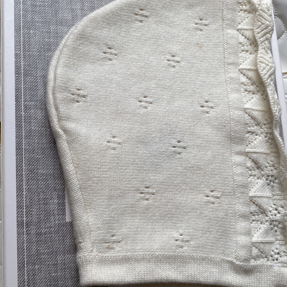 New Pottery Barn Kids cashmere blend baby bonet and socks set 3-6 months. - Picture 5 of 7